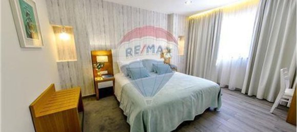 683m² Building in Nazare, Portugal No. 82187 26