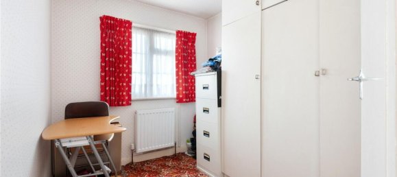 4 Schlafzimmer Haus in Edgware, United Kingdom, Nr. 3626 27