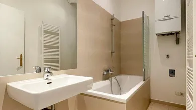 2 rooms Apartment in Vienna, Austria No. 168009