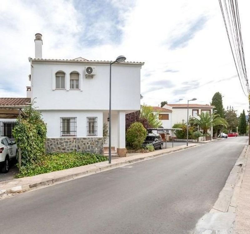 3 غرف نوم منزل في Albolote, Spain رقم 219537