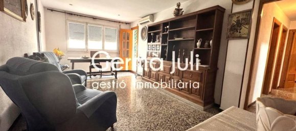 4 bedrooms Apartment in Badalona, Spain No. 171062 2