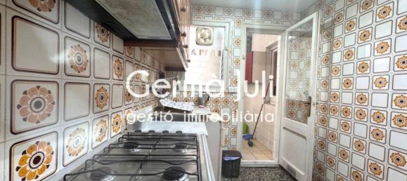 4 bedrooms Apartment in Badalona, Spain No. 171062 10