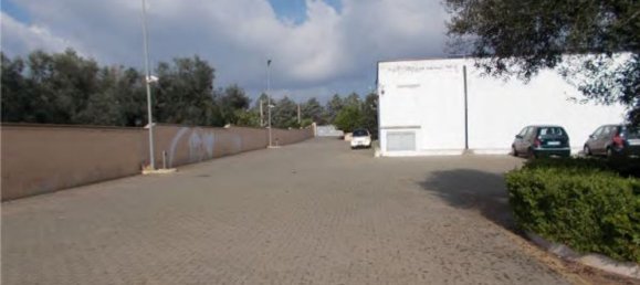 Квартира с 7 комнатами в Франкавилла Фонтана, Италия № 184036 6