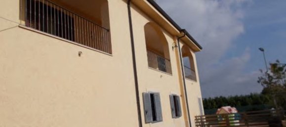 Квартира с 7 комнатами в Франкавилла Фонтана, Италия № 184036 7