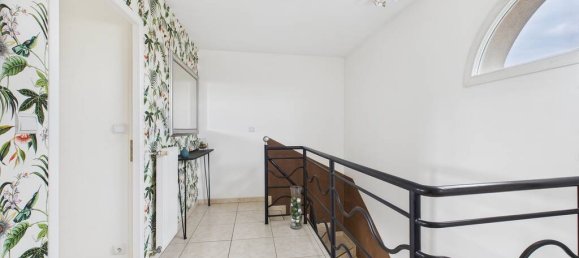 Casa de 4 dormitorios en Loire-sur-Rhone, France No. 359768 12