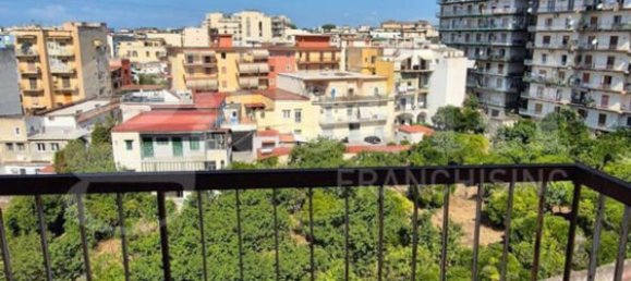 Apartamento T2 em Torre Annunziata, Italy N.º 341280 34