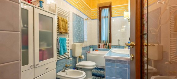 6 rooms Apartment in Turin, Italy No. 27053 17