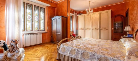 6 rooms Apartment in Turin, Italy No. 27053 27