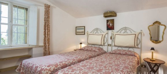 Villa de 8 dormitorios en Siena, Italy No. 1888 27