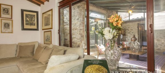 Villa de 8 dormitorios en Siena, Italy No. 1888 18