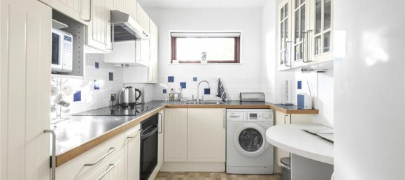 1 bedroom Apartment in London, United Kingdom No. 5388 6