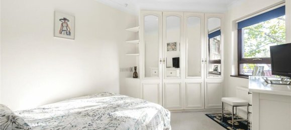 1 bedroom Apartment in London, United Kingdom No. 5388 4