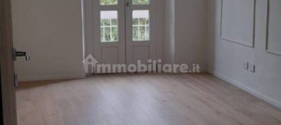Apartamento de 2 dormitorios en Turin, Italy No. 370483 6