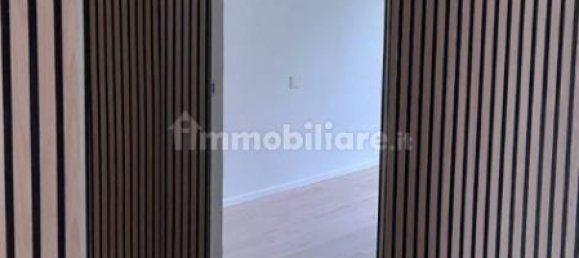 Apartamento de 2 dormitorios en Turin, Italy No. 370483 8