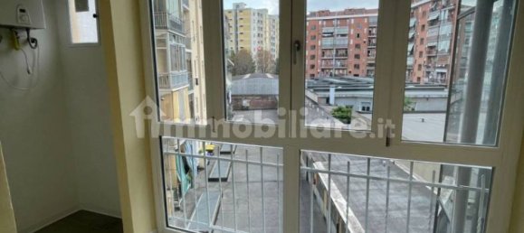 Apartamento de 2 dormitorios en Turin, Italy No. 370483 19