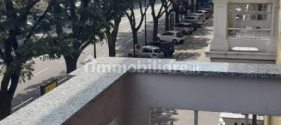 Apartamento de 2 dormitorios en Turin, Italy No. 370483 30