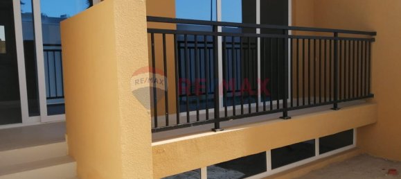 Moradia em banda T3 em Dubai, UAE N.º 47292 18