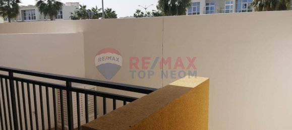 Moradia em banda T3 em Dubai, UAE N.º 47292 16