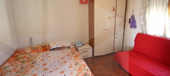 3 rooms Apartment in Bologna, Italy No. 27516 9