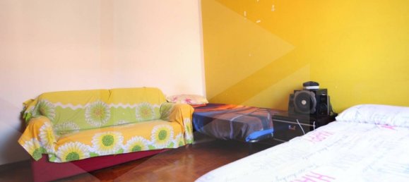 3 rooms Apartment in Bologna, Italy No. 27516 6