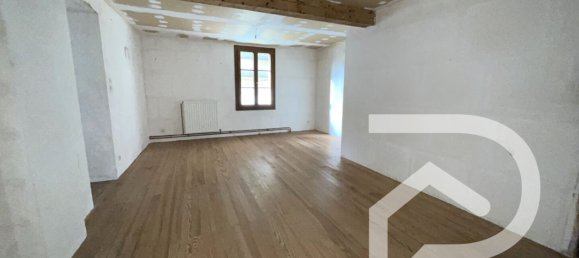 3 bedrooms Villa in Crepy-en-Valois, France No. 49349 11