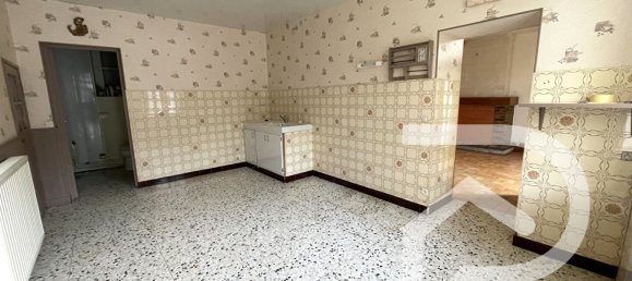 3 bedrooms Villa in Crepy-en-Valois, France No. 49349 4