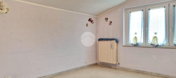 Квартира с 4 комнатами в Л’Акуила, Италия № 30582 12