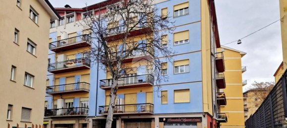 Квартира с 4 комнатами в Л’Акуила, Италия № 30582 19