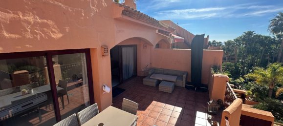 2 chambres Appartement à Estepona, Spain No. 141357 5