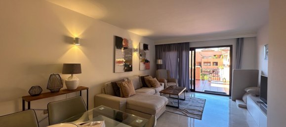 2 chambres Appartement à Estepona, Spain No. 141357 11