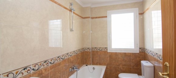 4 bedrooms Villa in Benidorm, Spain No. 5417 12