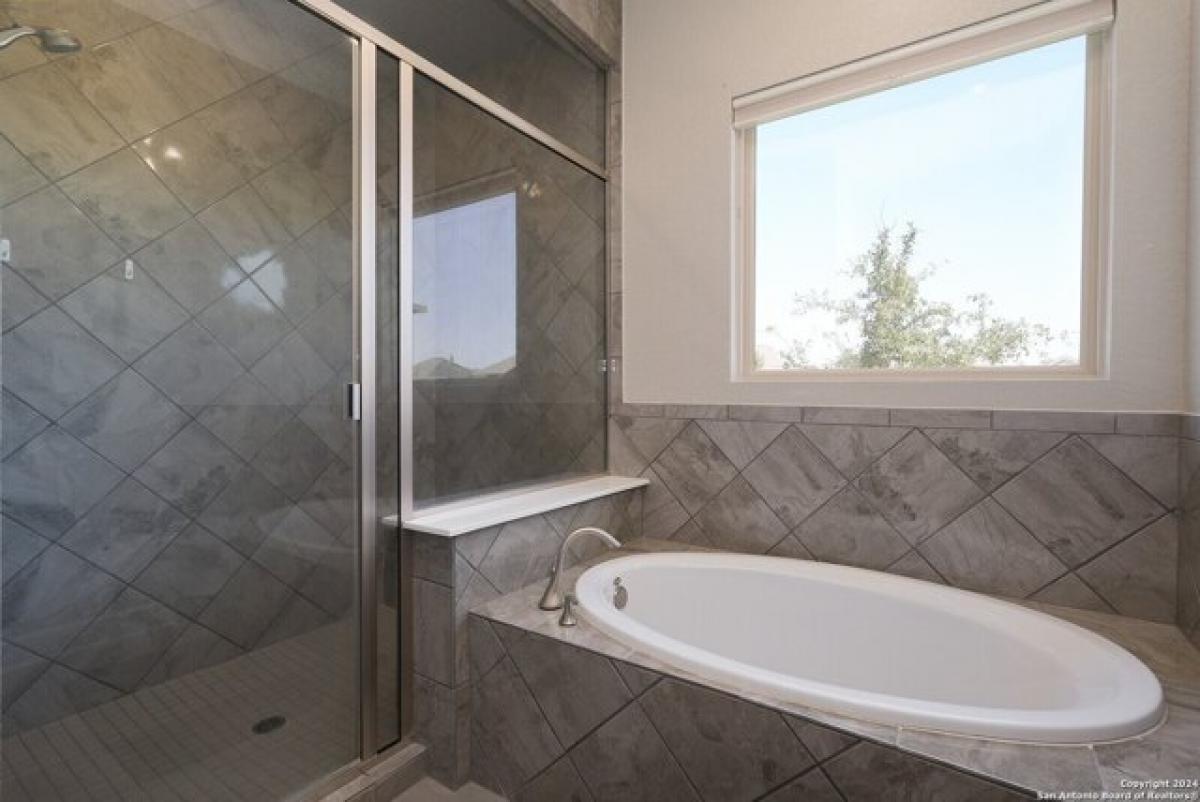 Дом с 5 спальнями в Converse, США № 402238