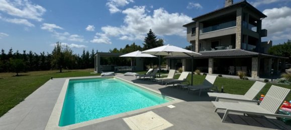 5 bedrooms Villa in Chalkidiki, Greece No. 8180 15