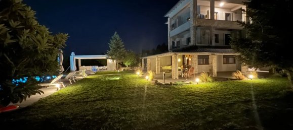 5 bedrooms Villa in Chalkidiki, Greece No. 8180 9