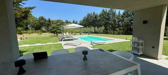 5 bedrooms Villa in Chalkidiki, Greece No. 8180 2