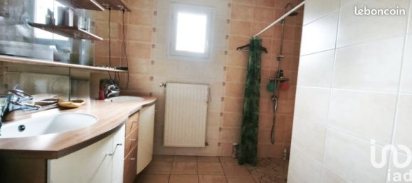 3 Schlafzimmer Haus in Saint-Etienne, France, Nr. 305539 9