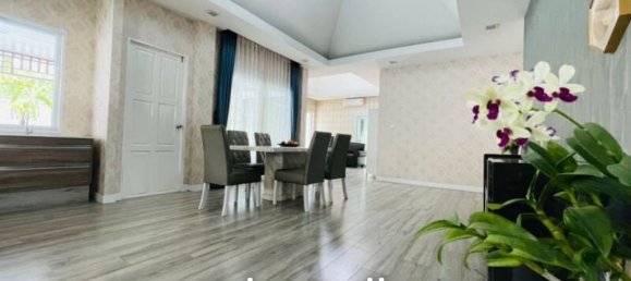 Café/restaurante de 3 dormitorios en Bang Lamung, Thailand No. 17610 5