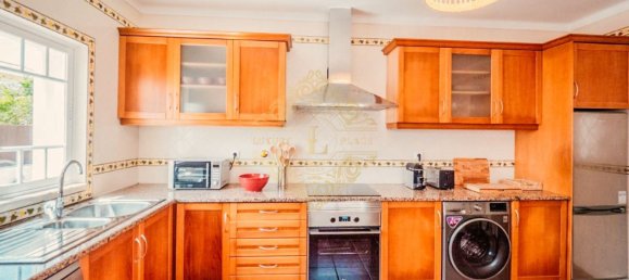 3 bedrooms House in Sesimbra, Portugal No. 71577 19