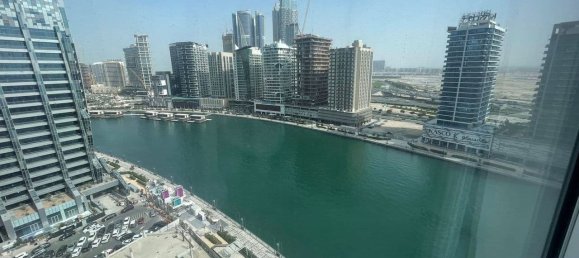 Apartamento de 2 dormitorios en Business Bay, UAE No. 120891 3