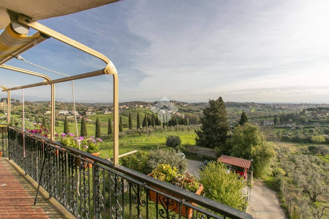 4 chambres Penthouse à Fonte Nuova, Italy No. 193317