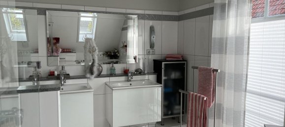 4 rooms House in Wesel, Germany No. 218377 25