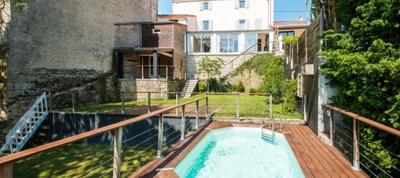 3 Schlafzimmer Haus in Niort, France, Nr. 301457 2