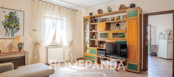 4 bedrooms Apartment in Naples, Italy No. 346127 2