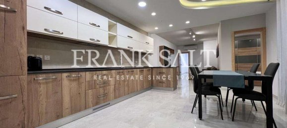 3 bedrooms Maisonette in Qormi, Malta No. 4579 2