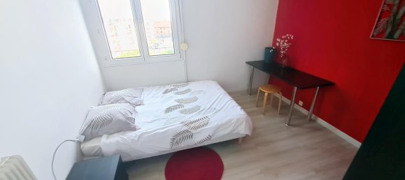 4 bedrooms Apartment in Reims, France No. 273977 8