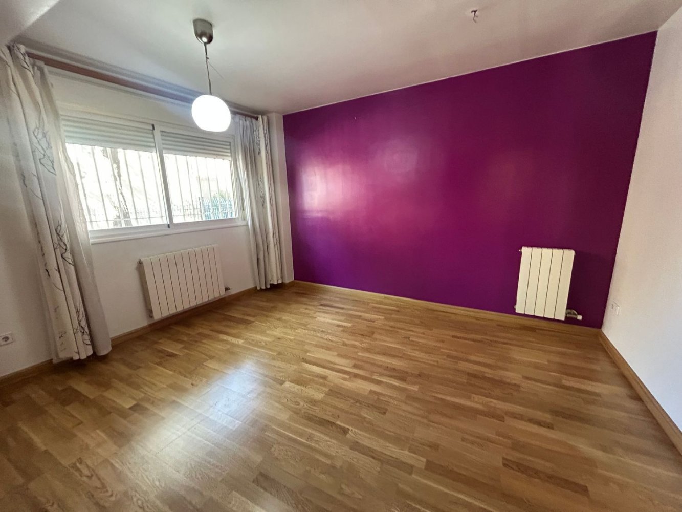 2 bedrooms Apartment in Zaragoza, Spain No. 193352