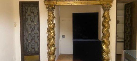 2 bedrooms Commercial property in Florence, Italy No. 220295 4