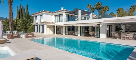 7 bedrooms Villa in Marbella, Spain No. 89495 40