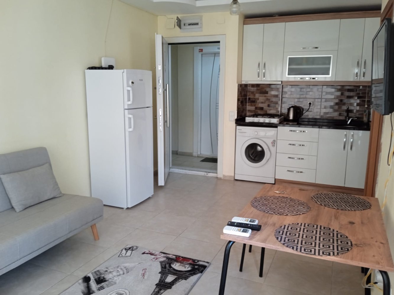 Apartment 1+1 in Mersin, Turkey No. 18131