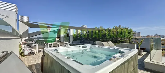 4 غرف نوم منزل في Lagoa, Portugal رقم 139341 25